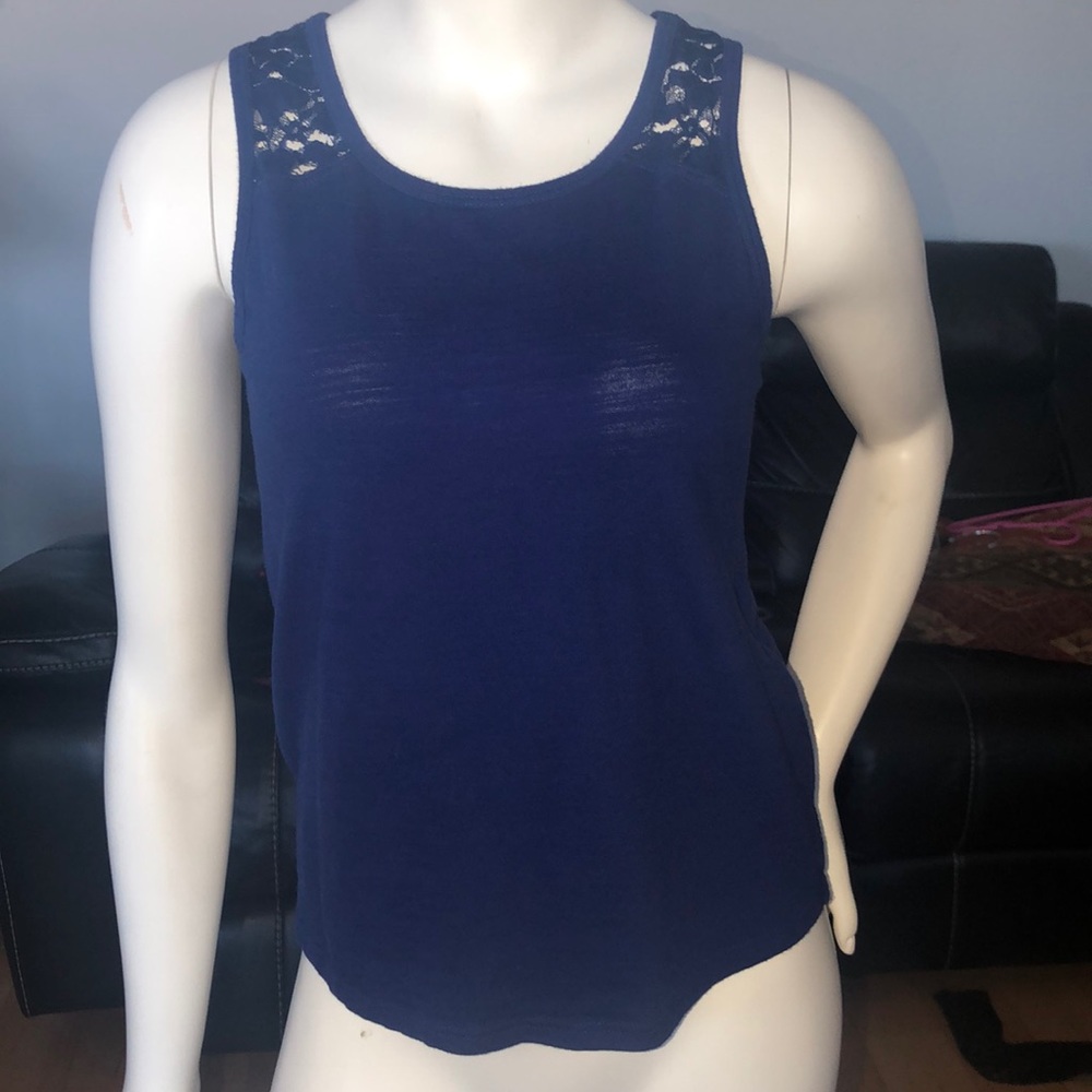 2 tank tops with lace on shoulders
